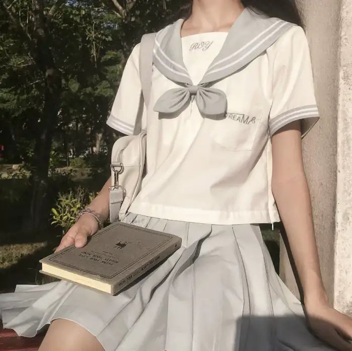 出狱后大佬妈咪飒爆全球